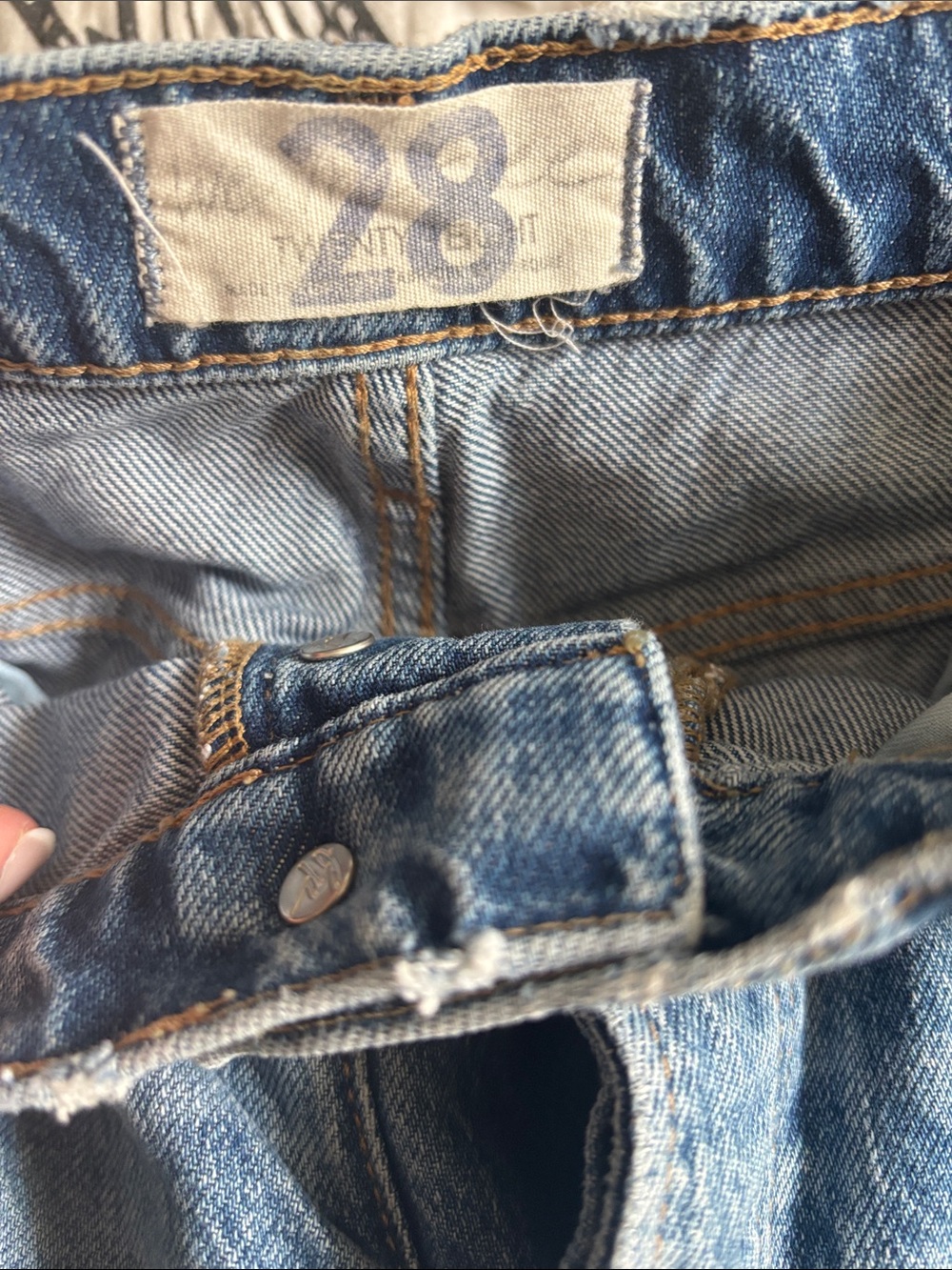 We the Free Light Blue Straight-Leg Distressed Cropped High Waist Jeans size 28 - Picture 7 of 10